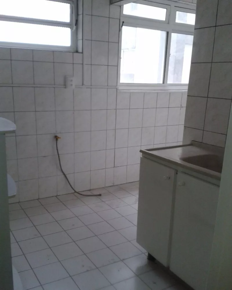 Apartamento para alugar com 1 quarto, 58m² - Foto 3