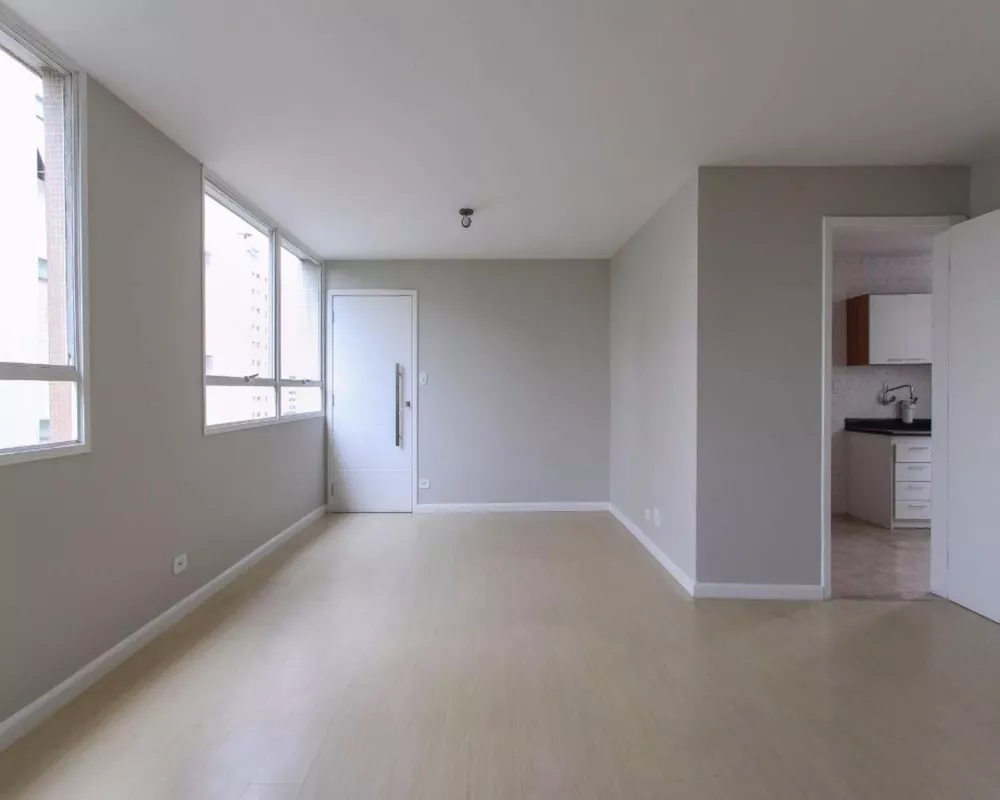 Apartamento para alugar com 3 quartos, 120m² - Foto 3