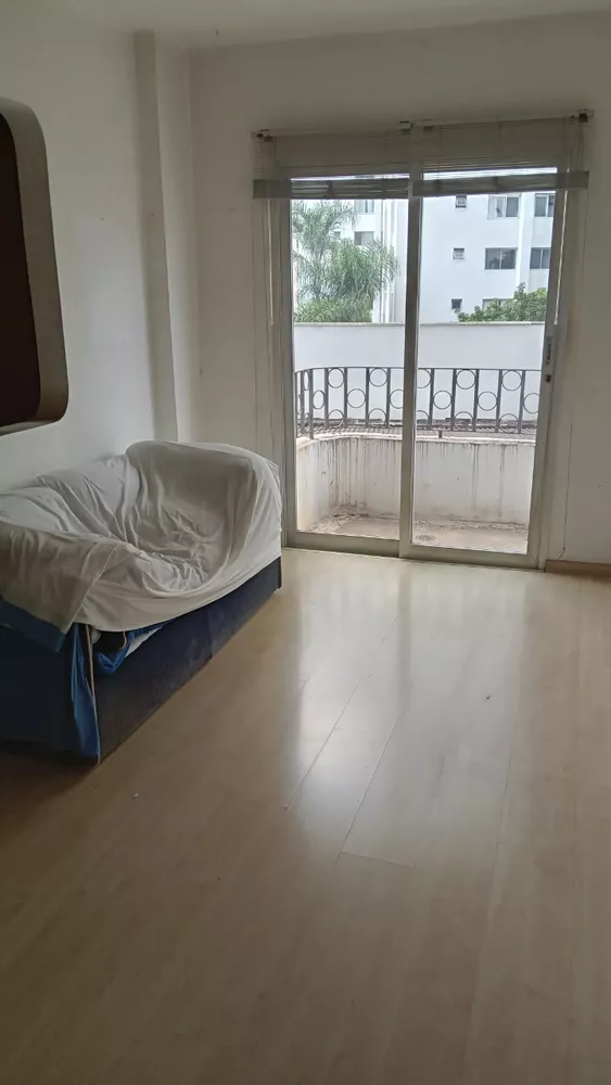 Apartamento à venda com 1 quarto, 42m² - Foto 1