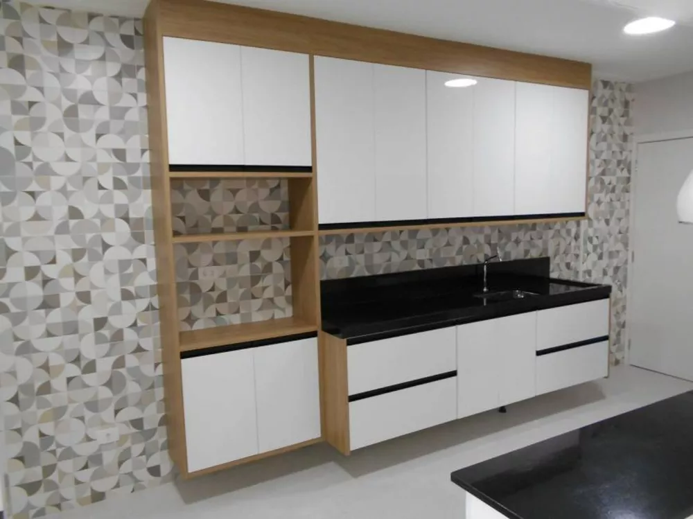 Apartamento para alugar com 3 quartos, 132m² - Foto 3