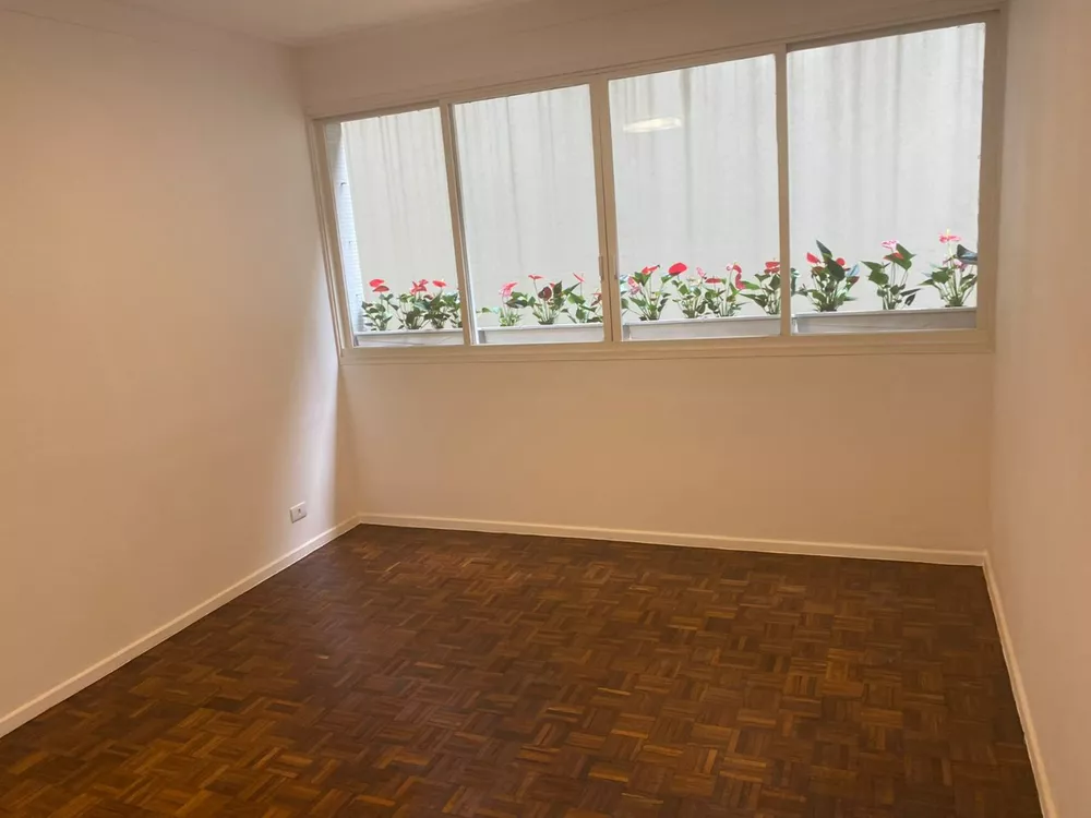 Apartamento para alugar com 3 quartos, 120m² - Foto 1