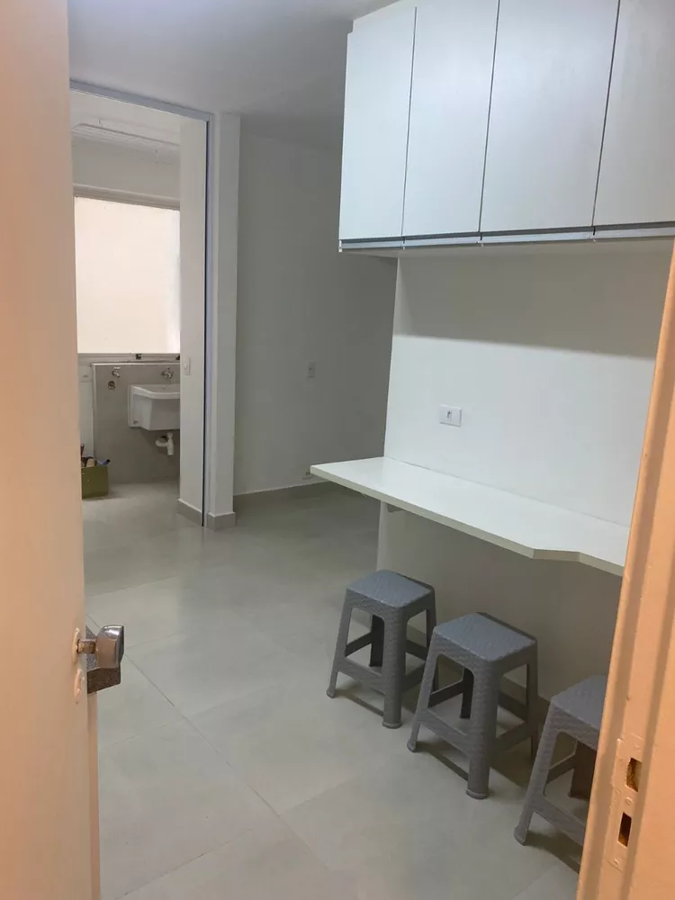 Apartamento para alugar com 3 quartos, 120m² - Foto 7