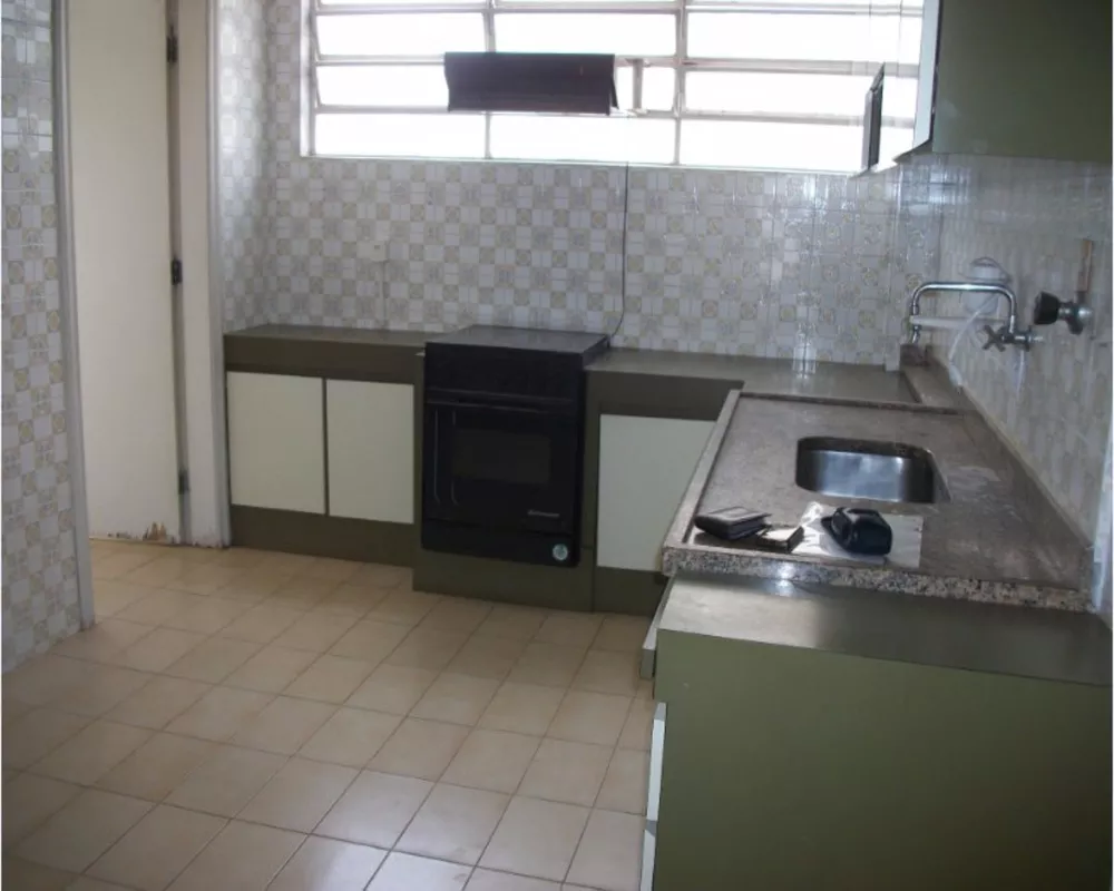 Apartamento à venda com 3 quartos, 108m² - Foto 2