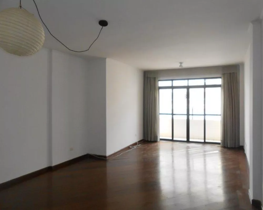 Apartamento para alugar com 2 quartos, 110m² - Foto 1