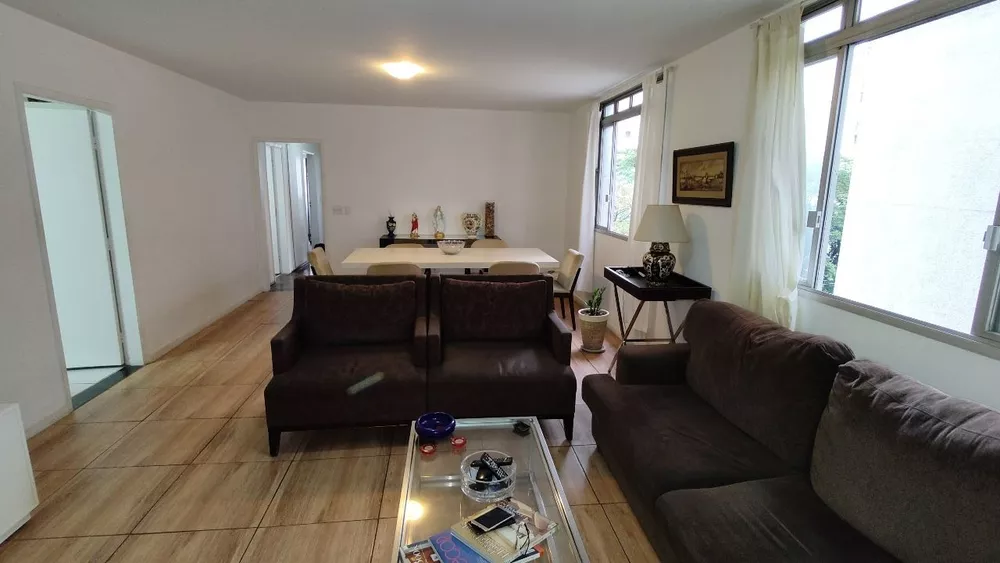 Apartamento à venda com 3 quartos, 135m² - Foto 2