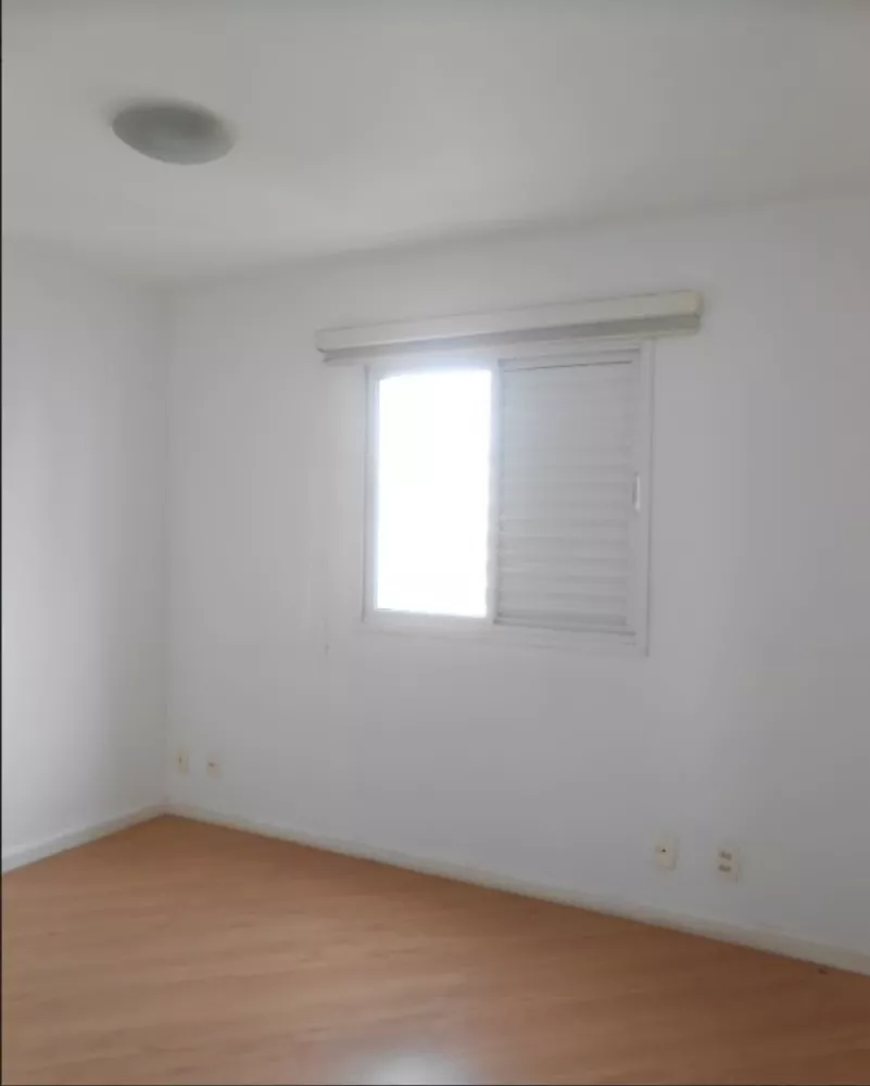 Apartamento para alugar com 3 quartos, 75m² - Foto 4