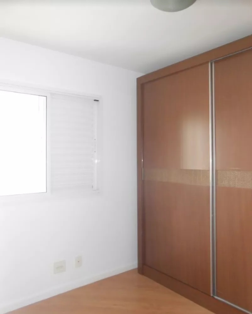 Apartamento para alugar com 3 quartos, 75m² - Foto 7