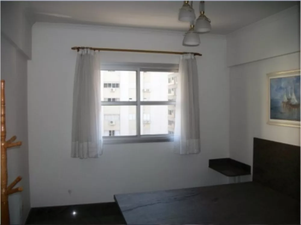 Apartamento para alugar com 3 quartos, 90m² - Foto 2