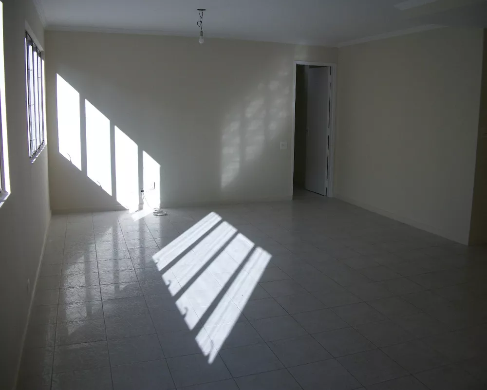 Apartamento para alugar com 4 quartos, 130m² - Foto 1