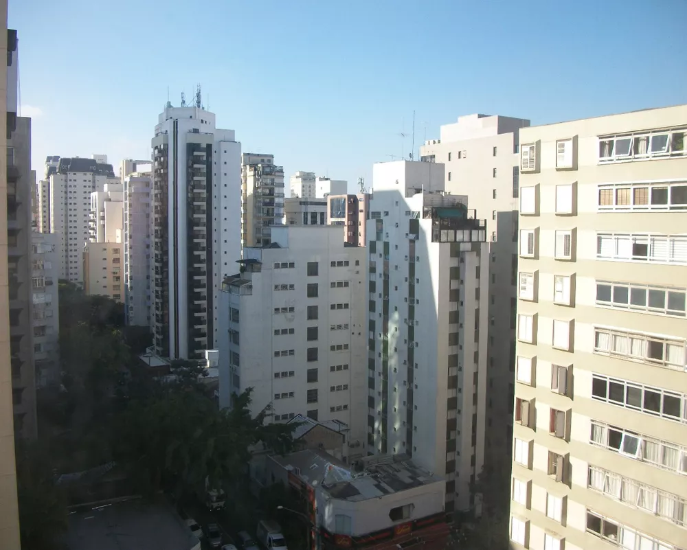 Apartamento para alugar com 4 quartos, 130m² - Foto 2