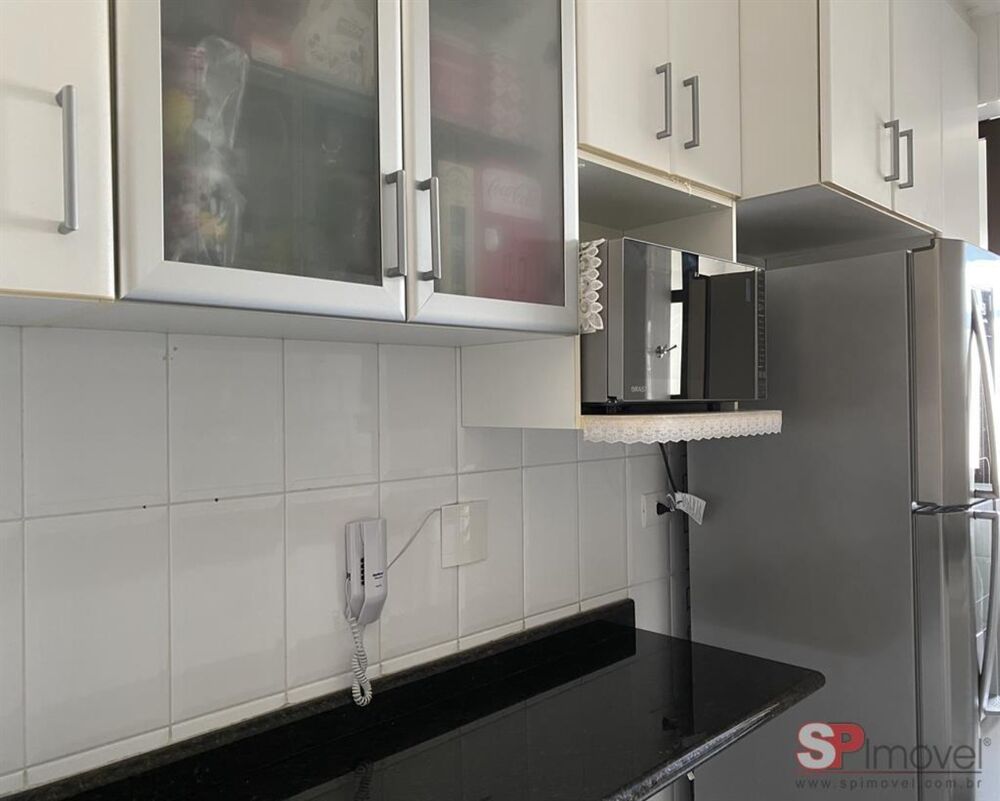 Apartamento à venda com 3 quartos, 74m² - Foto 2