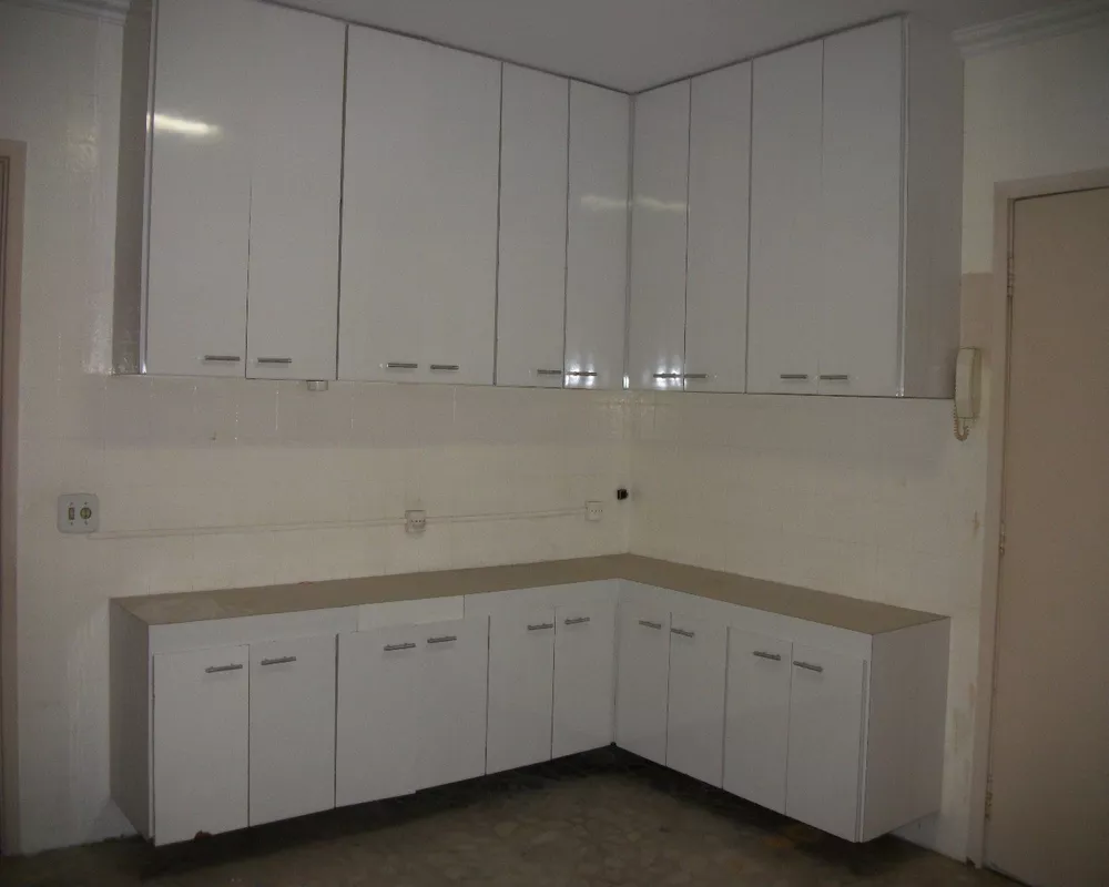 Apartamento à venda com 3 quartos, 138m² - Foto 4