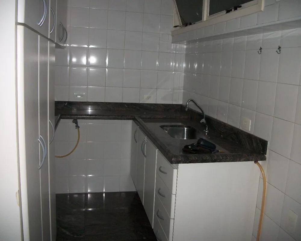 Apartamento para alugar com 1 quarto, 50m² - Foto 2