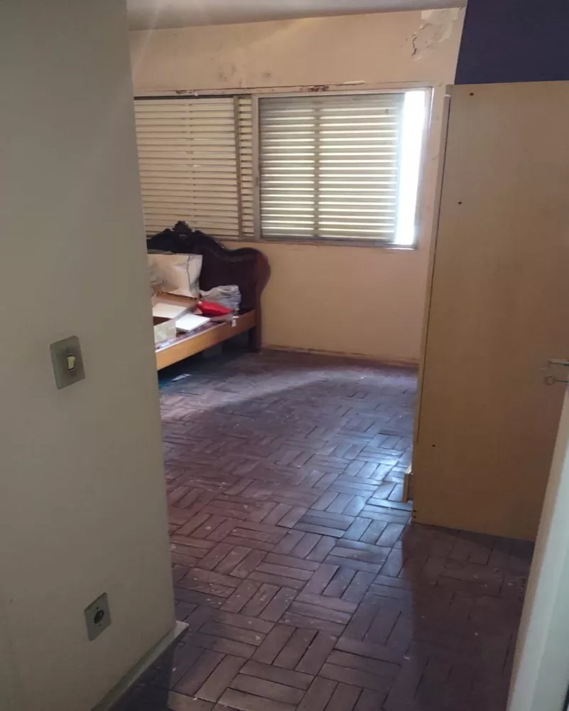 Apartamento à venda com 2 quartos, 67m² - Foto 3