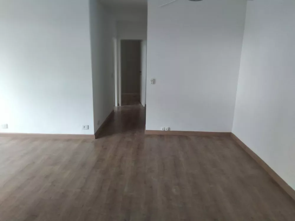 Apartamento para alugar com 2 quartos, 70m² - Foto 2