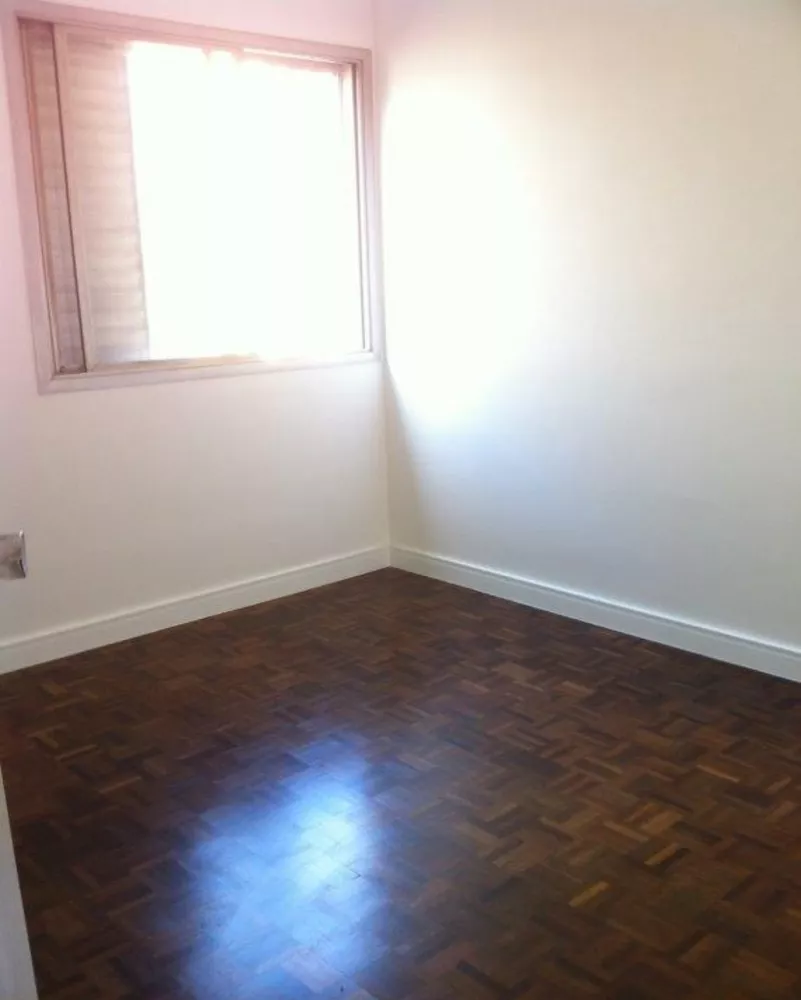 Apartamento para alugar com 2 quartos, 97m² - Foto 2