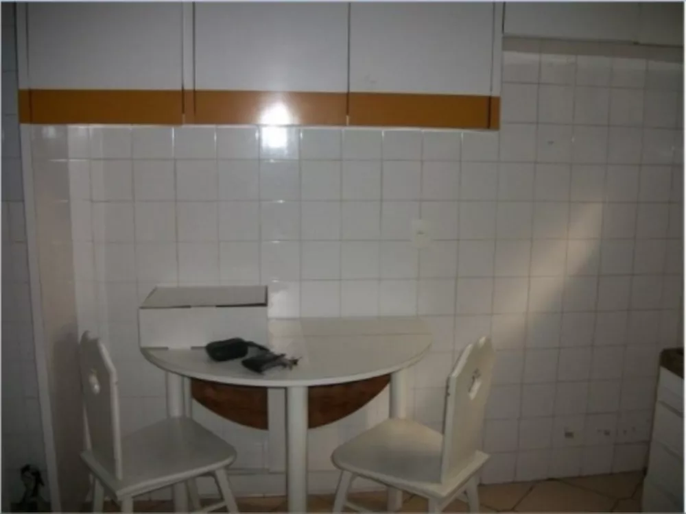 Apartamento para alugar com 2 quartos, 85m² - Foto 4