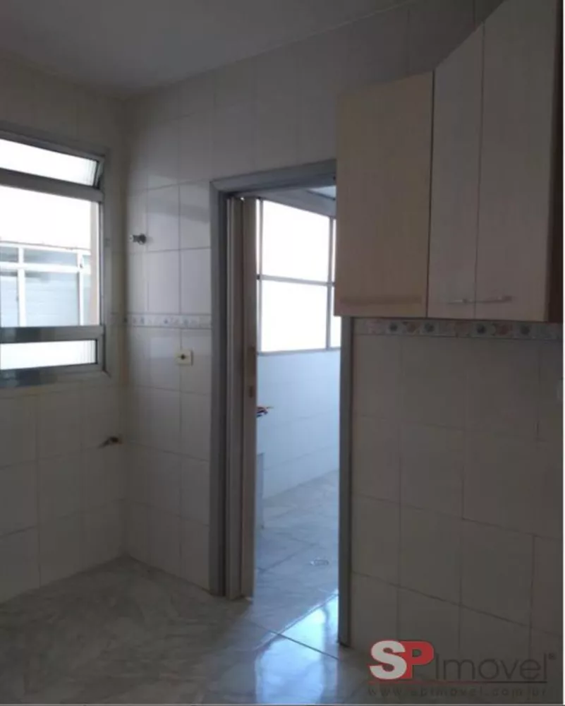 Apartamento para alugar com 3 quartos, 85m² - Foto 8