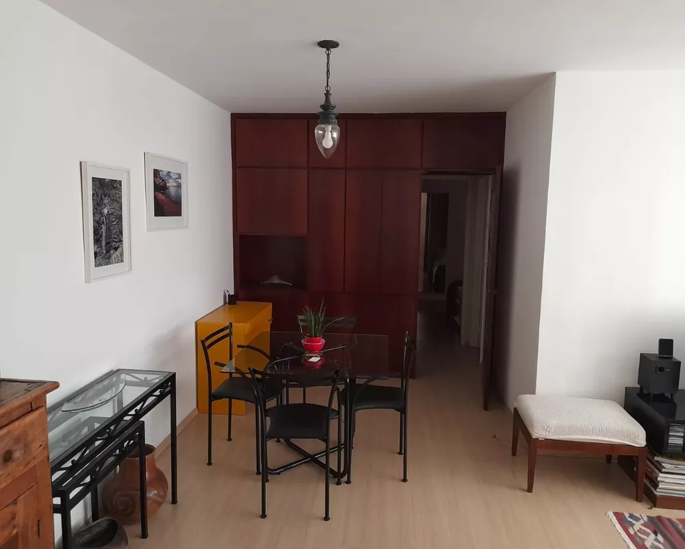 Apartamento à venda com 2 quartos, 70m² - Foto 4