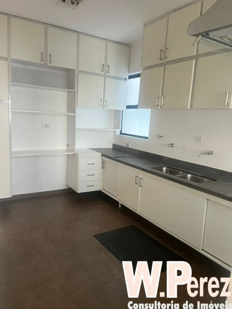 Apartamento, 3 quartos, 210 m² - Foto 1