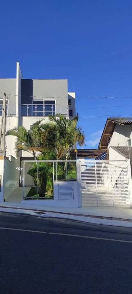 Sobrado à venda e aluguel com 3 quartos, 184m² - Foto 9