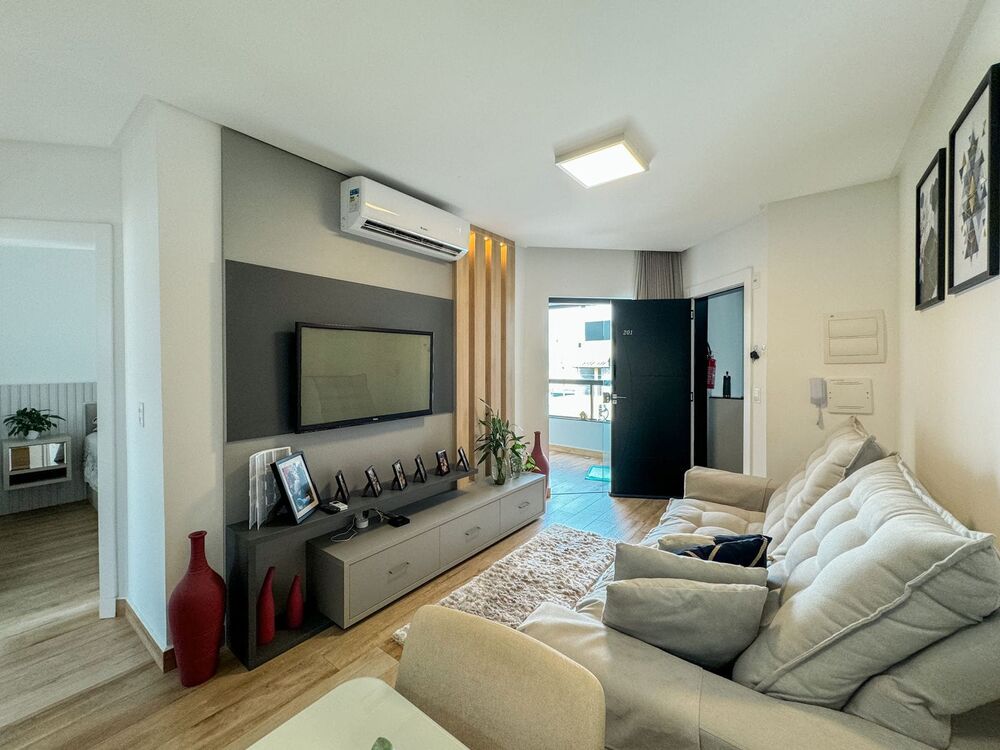 Apartamento à venda com 2 quartos, 6300m² - Foto 11