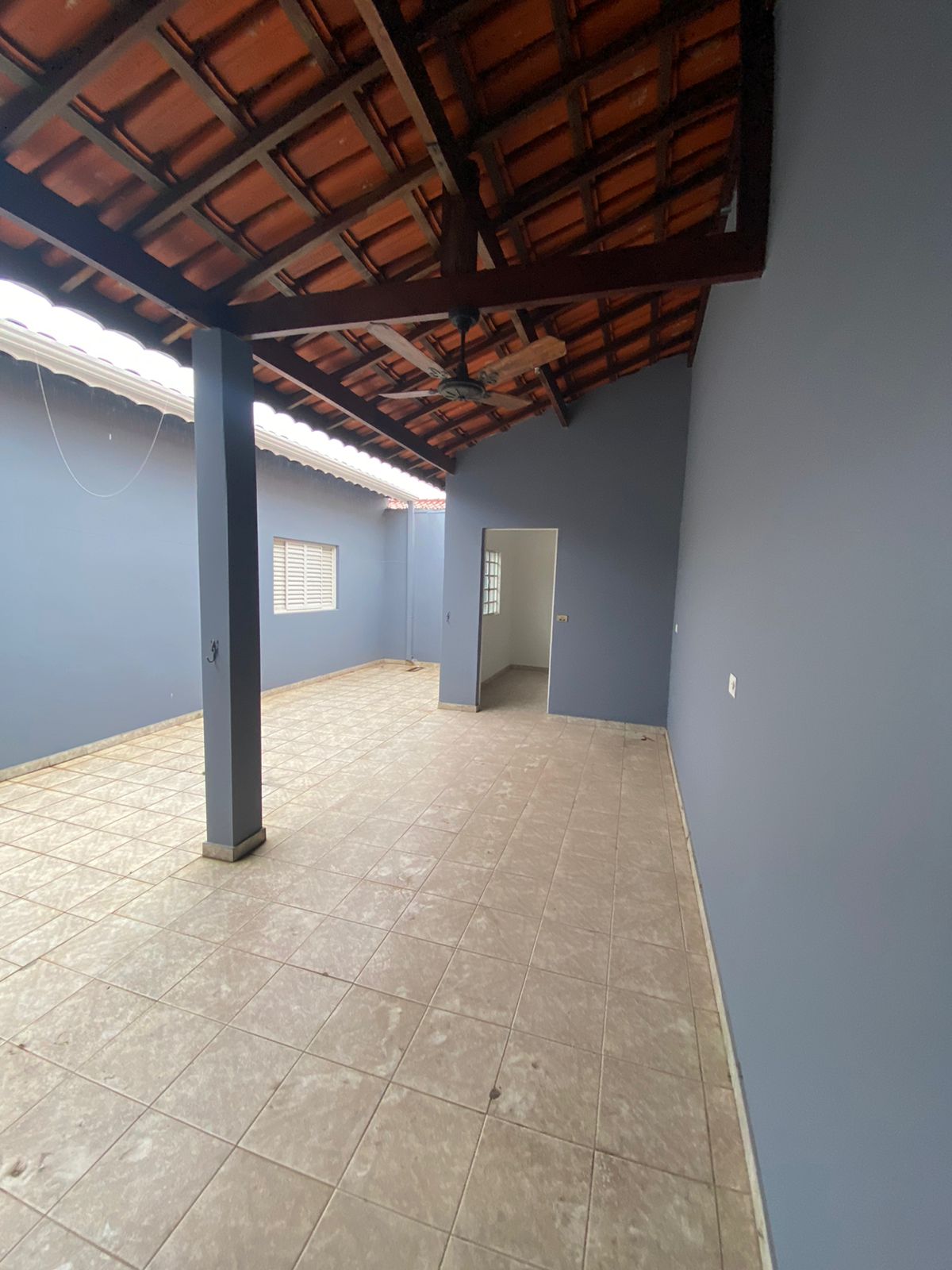 Casa à venda com 3 quartos, 168m² - Foto 2