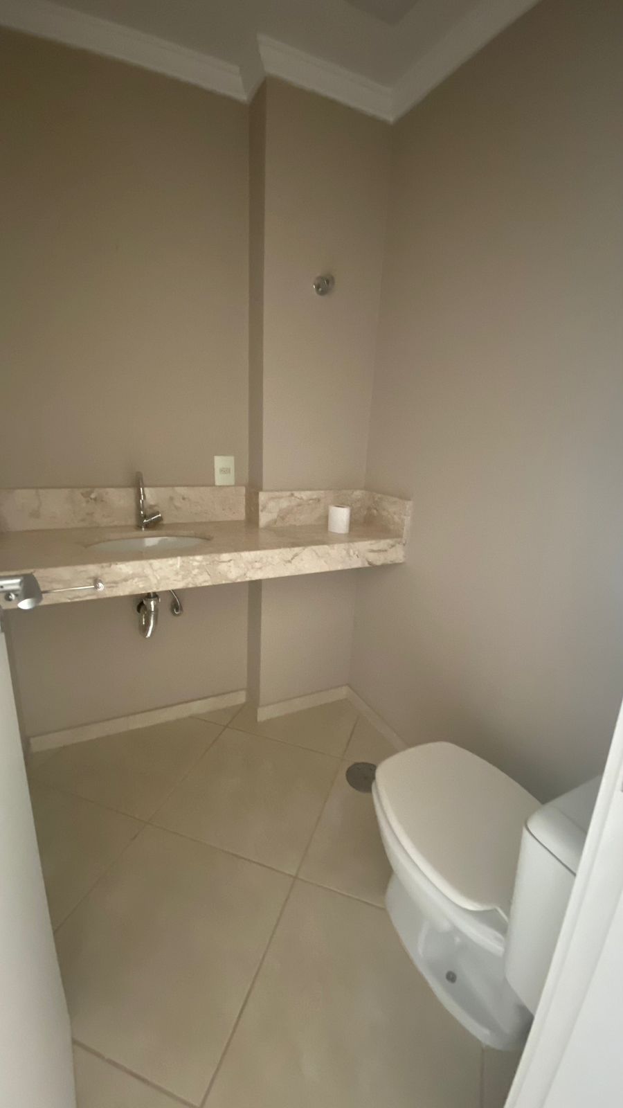 Apartamento à venda e aluguel com 3 quartos, 188m² - Foto 7