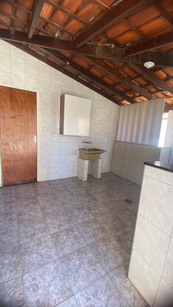 Casa para alugar com 4 quartos, 155m² - Foto 9