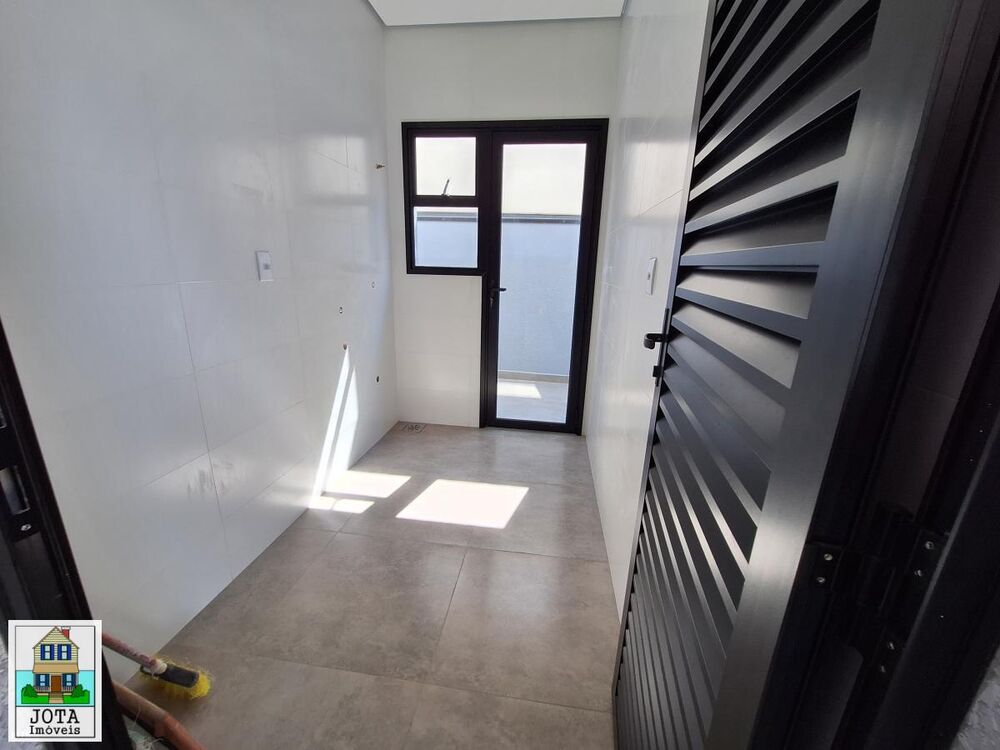 Sobrado, 3 quartos, 250 m² - Foto 2