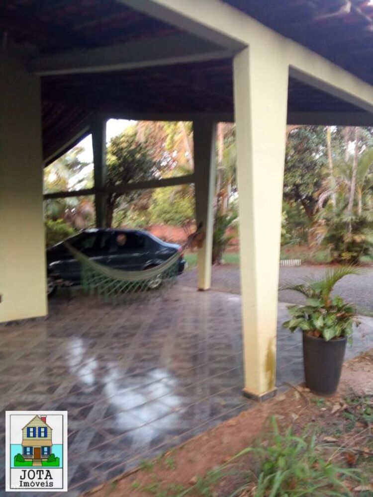 Chácara à venda com 3 quartos, 180m² - Foto 1