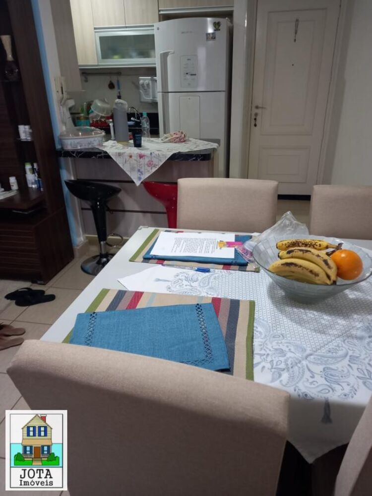 Apartamento à venda com 3 quartos, 69m² - Foto 2