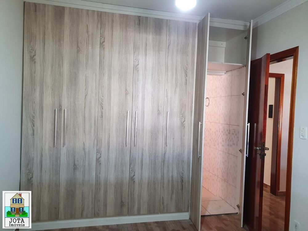 Casa, 3 quartos, 180 m² - Foto 1