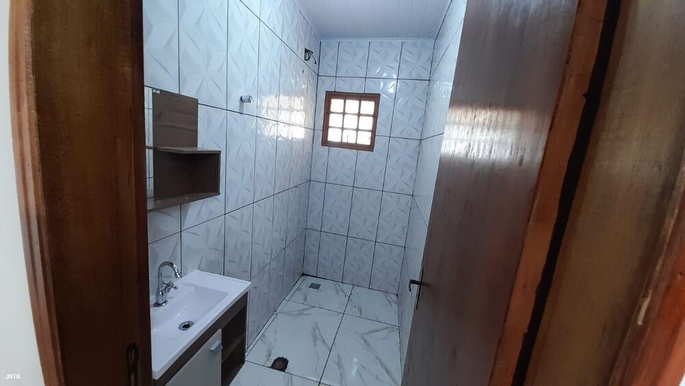 Chácara à venda com 2 quartos, 1090m² - Foto 2