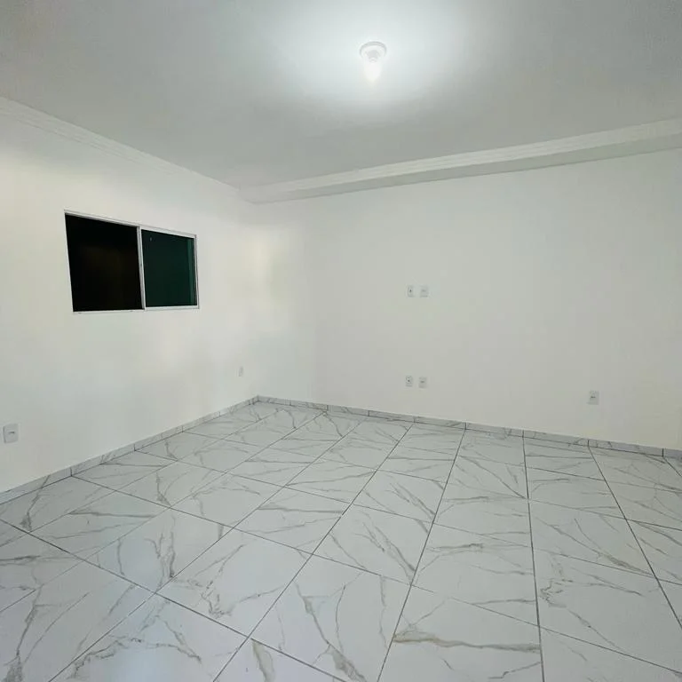 Casa à venda com 4 quartos, 150m² - Foto 4