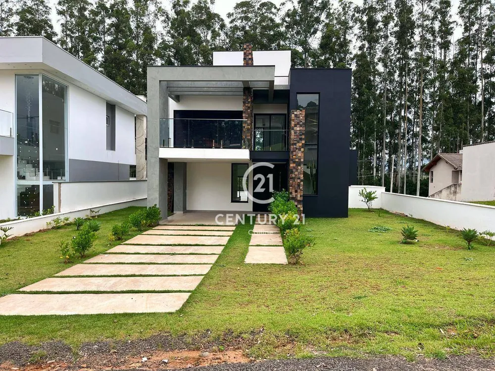 Sobrado, 3 quartos, 229 m² - Foto 1
