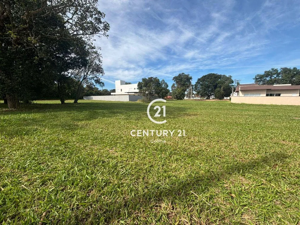 Loteamento e Condomínio, 404 m² - Foto 1