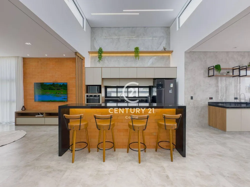 Casa, 3 quartos, 197 m² - Foto 2