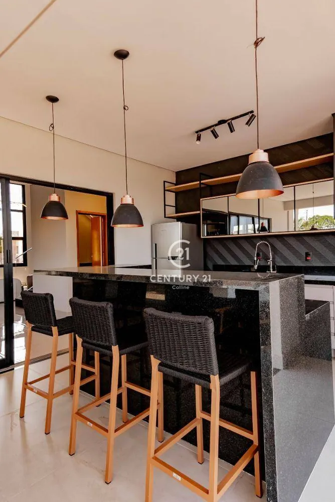 Sobrado, 3 quartos, 243 m² - Foto 14