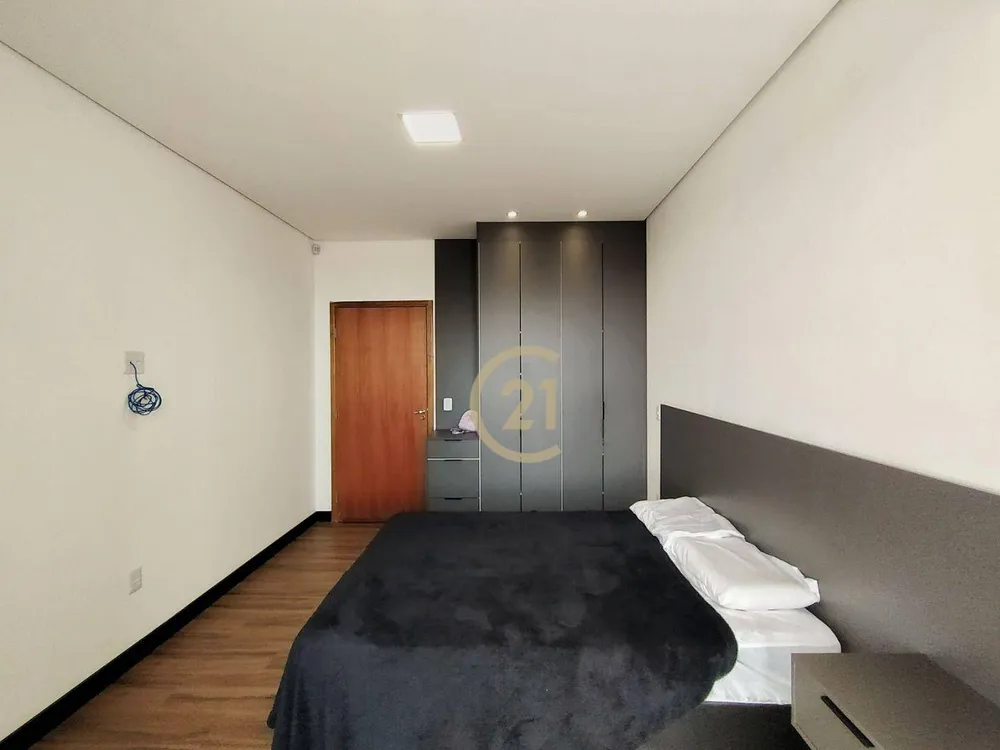 Sobrado, 4 quartos, 305 m² - Foto 4