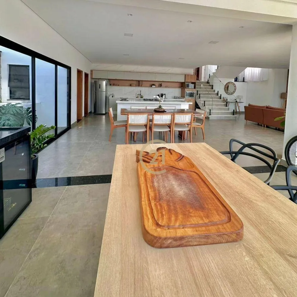 Sobrado, 4 quartos, 305 m² - Foto 14