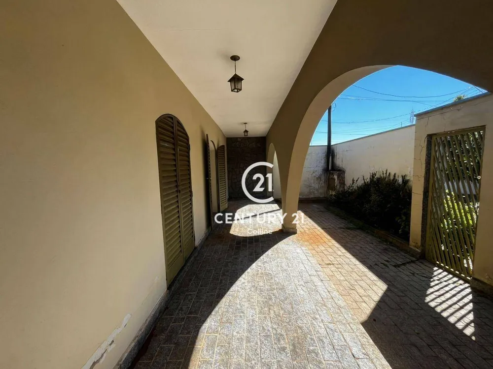 Casa, 3 quartos, 192 m² - Foto 2