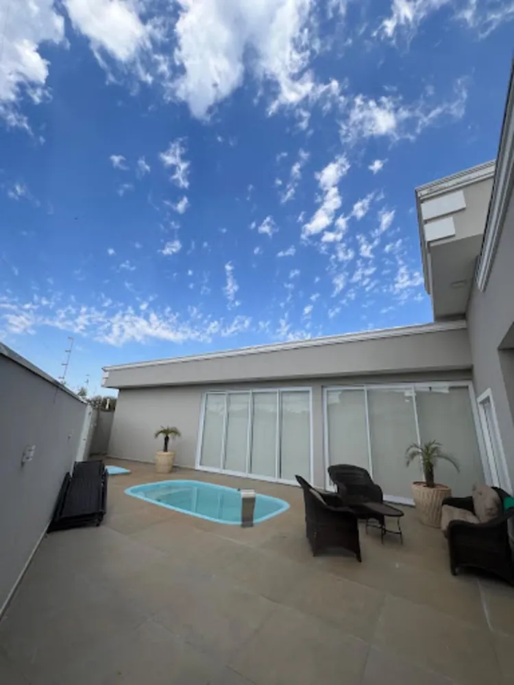 Casa, 3 quartos, 180 m² - Foto 1