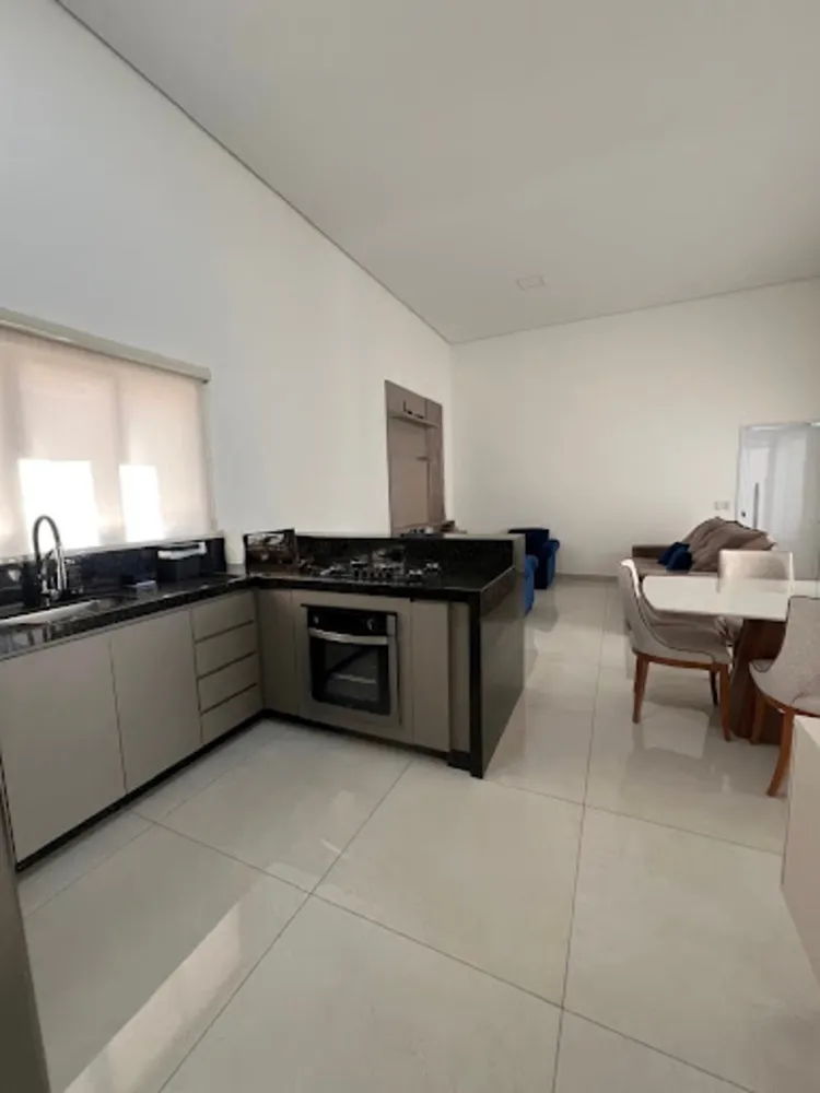 Casa, 3 quartos, 180 m² - Foto 2