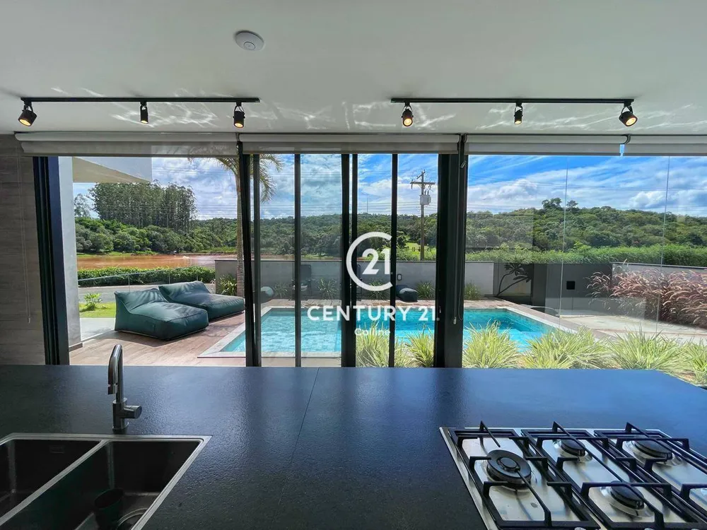 Sobrado, 4 quartos, 232 m² - Foto 1