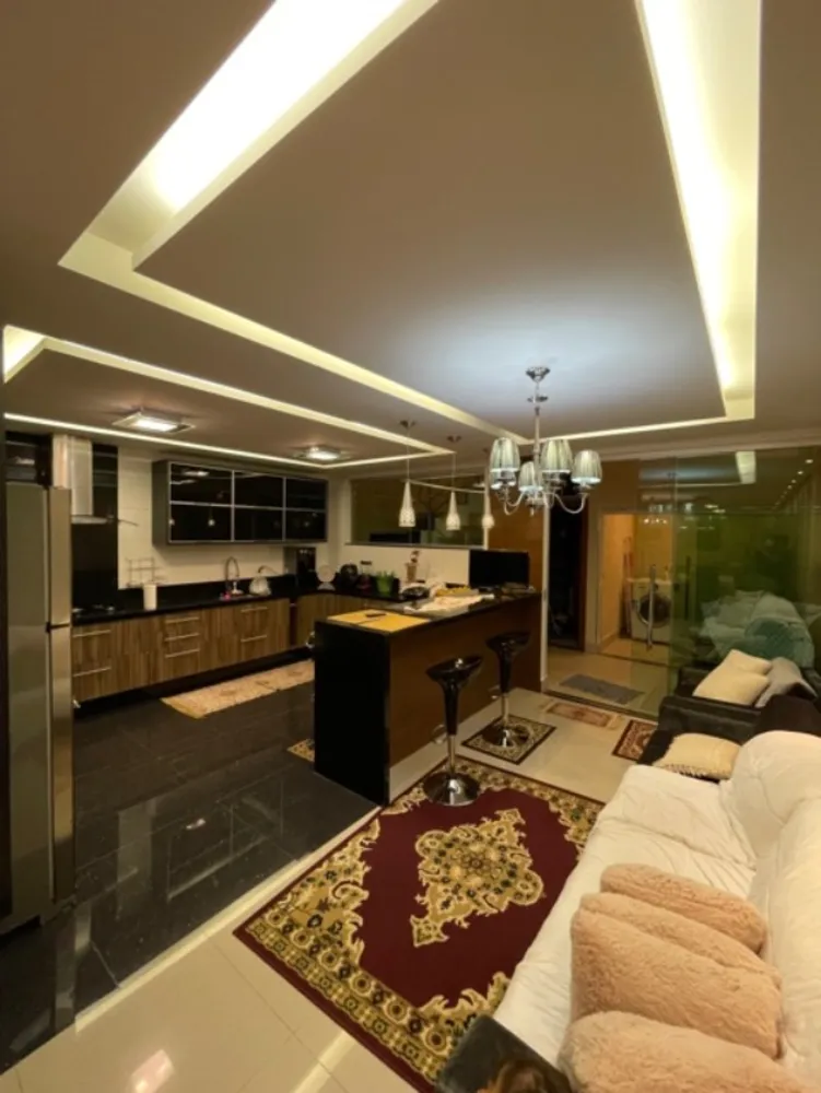 Casa, 4 quartos, 360 m² - Foto 1