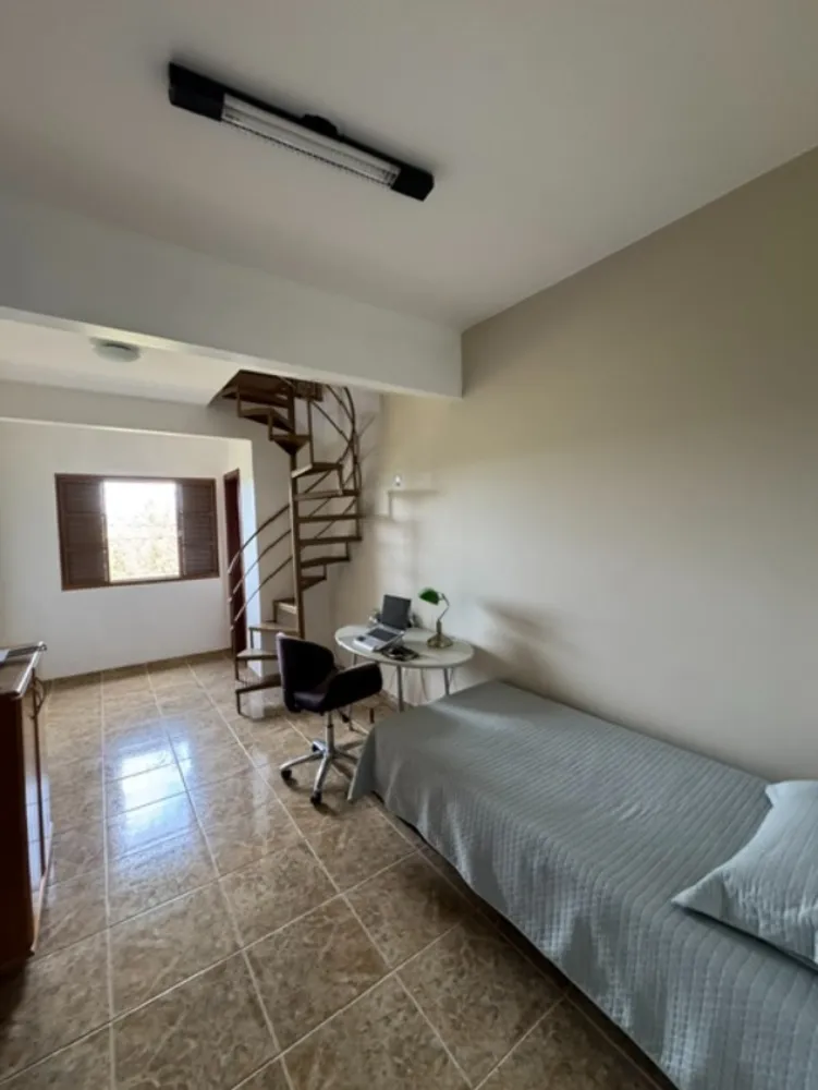 Casa, 3 quartos, 2225 m² - Foto 8