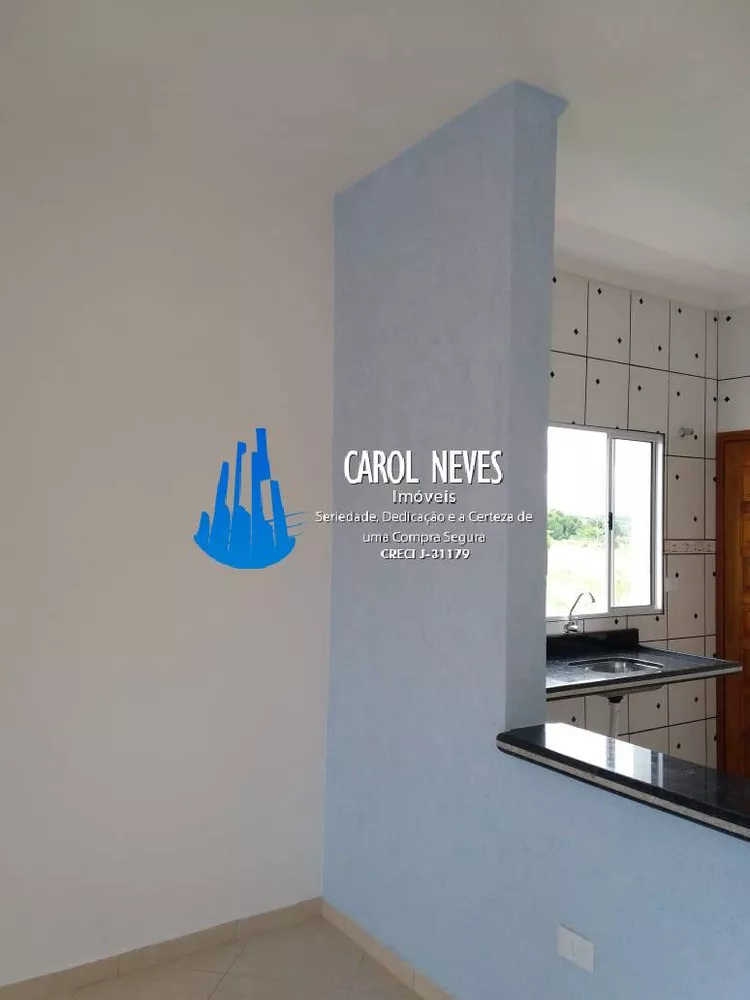 Casa à venda com 2 quartos, 60m² - Foto 4