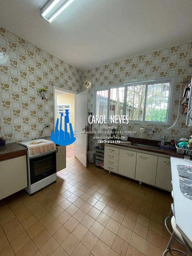 Casa, 5 quartos, 202 m² - Foto 3