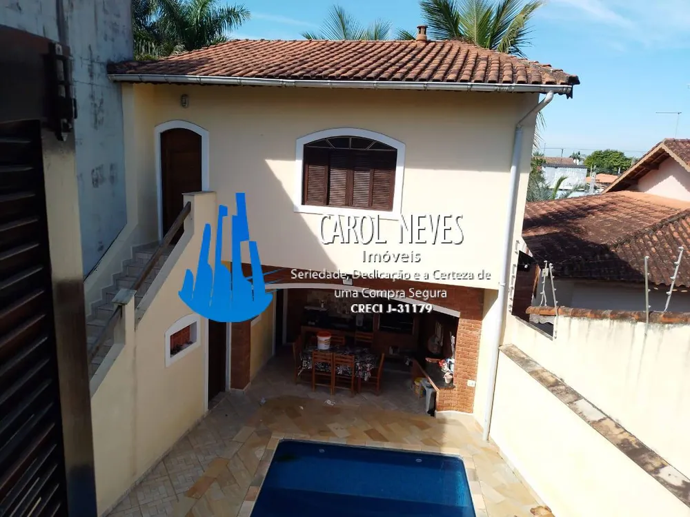 Casa, 4 quartos, 242 m² - Foto 1